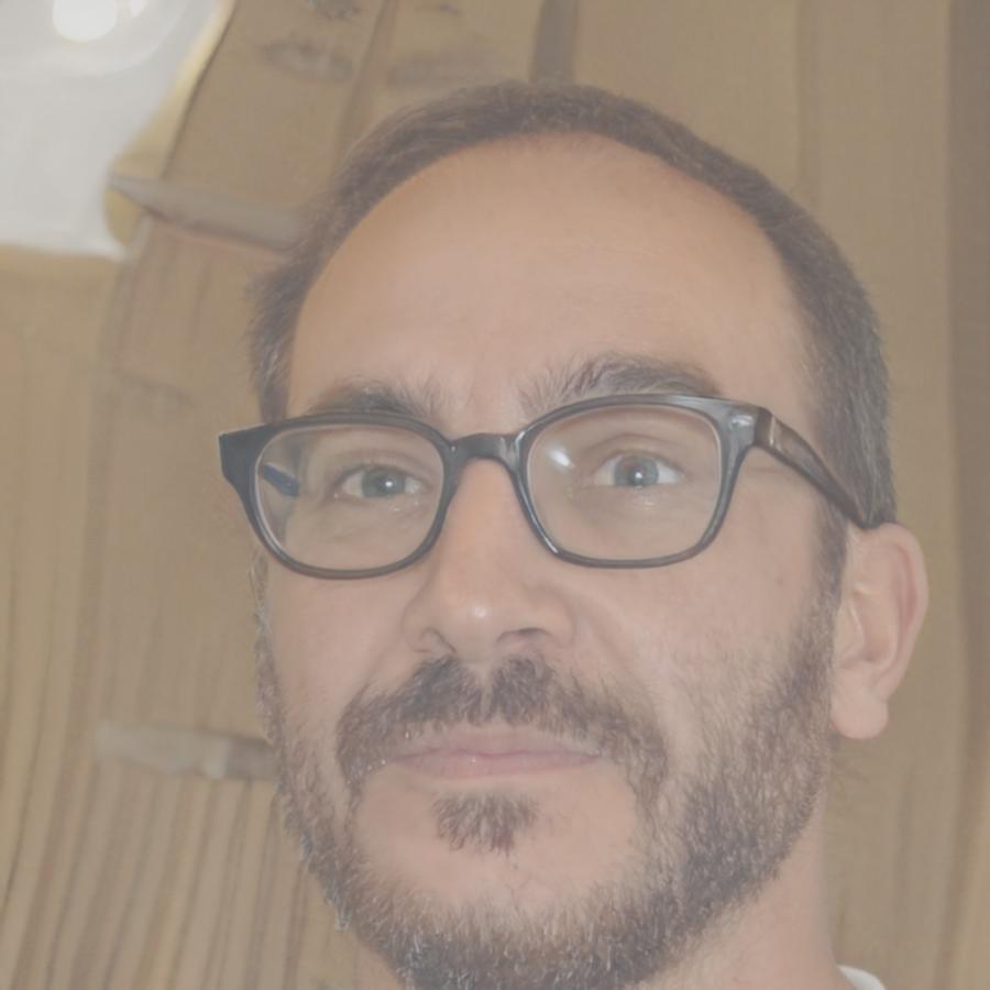 Portrait de Théodore Maillard, expert SEO technique